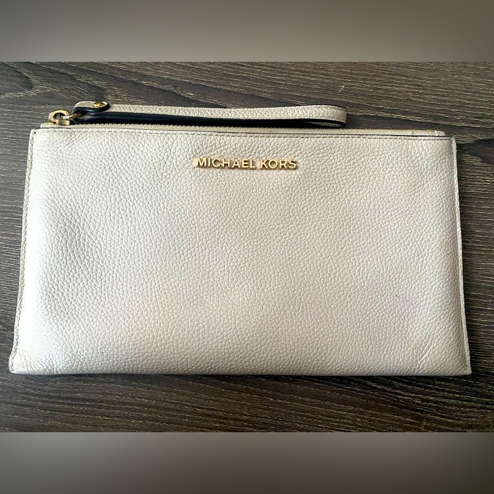 Michael Kors Large Wristlet
